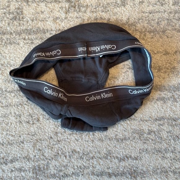 Calvin Klein Black Men's Briefs, Medium - Picture 6 of 7